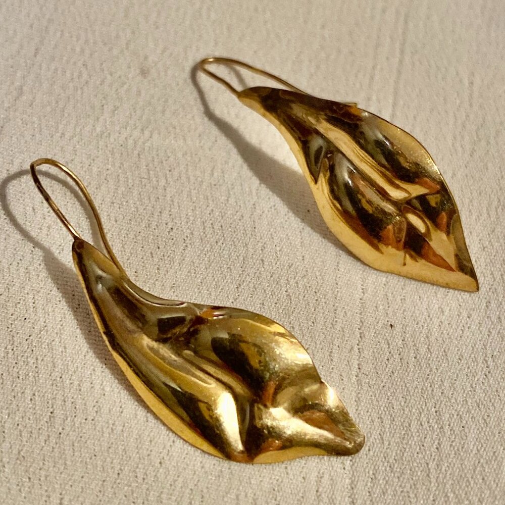 Gold-Colored Leaf Earrings